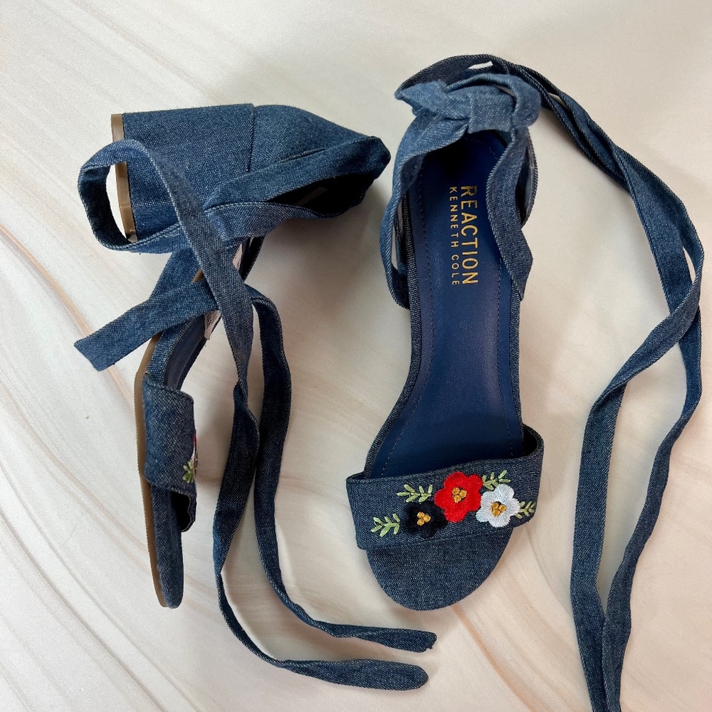 Keneth Cole Denim Sandals